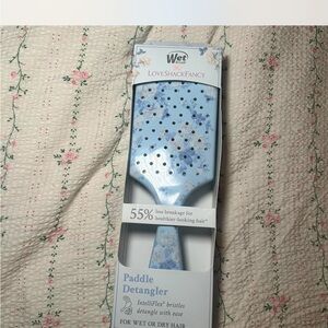 Loveshackfancy x Wet Brush Paddle Detangler - Blue Floral